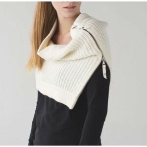 Lululemon Falling Freely Knit Zipper Scarf Merino Wool Ivory